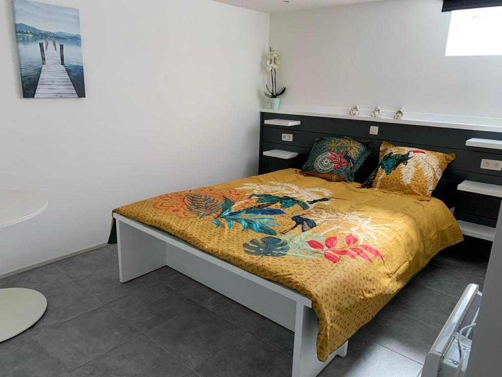 Appartement 5 Personnes Avec Acces Piscine Et Jacuzzi Villers-la-Ville Exterior foto